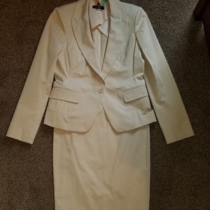 Body by Victoria 2Pc Women's Suit
